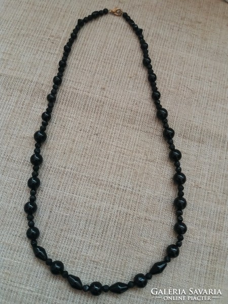 Retro black onyx necklace