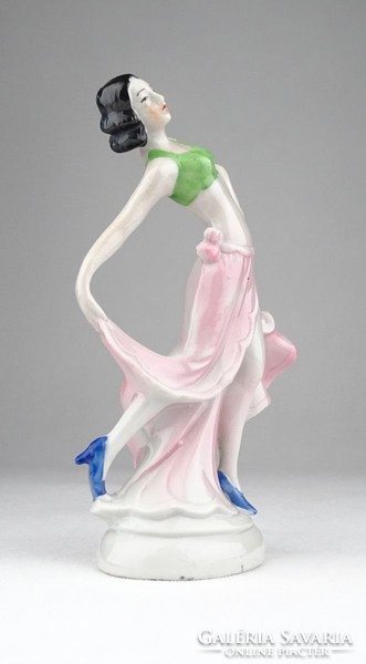 0X092 Régi porcelán táncosnő figura 14 cm