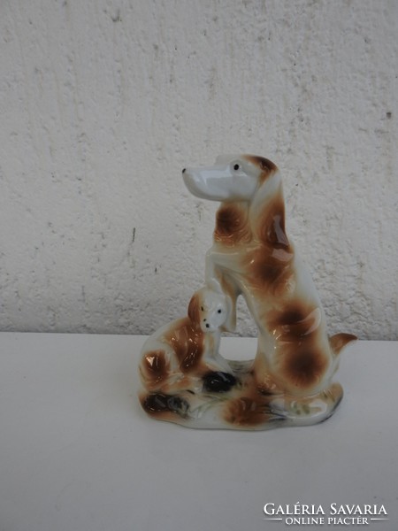 Kutya család - spániel kutyák porcelán figura