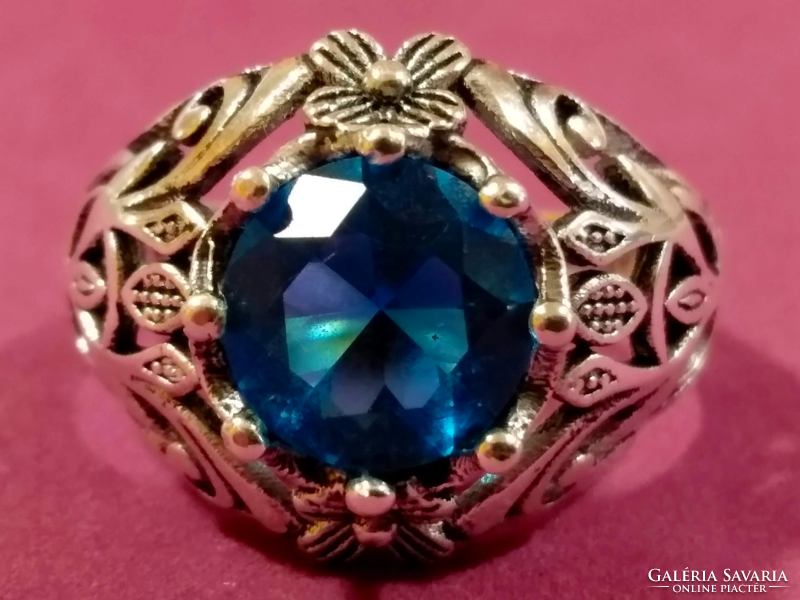925-S silver-plated, openwork flower motif ring, with blue crystal