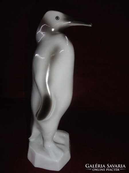 Hollóházi porcelán, figurális szobor, pingvin,  24 cm magas. Vanneki!