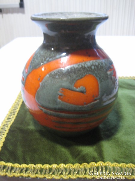 Modern gallery gallery jury vase from the late 60's 18 cm