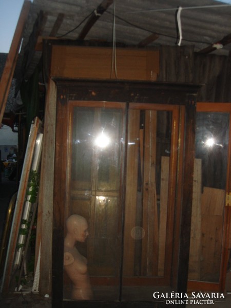 Antique display case to be restored