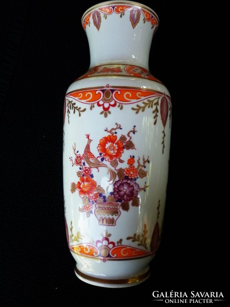 27 cm painted with a Thuringian pattern by Wolkstedt! Vase