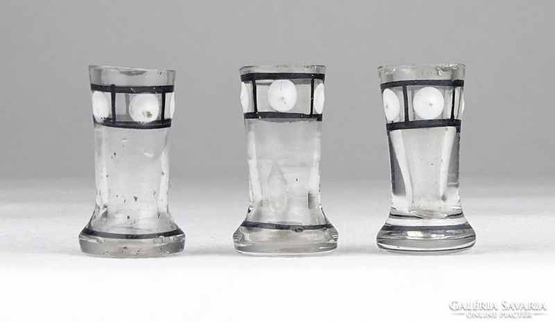 0X359 Antik miniatűr fújtüveg poharak 2.7 cm