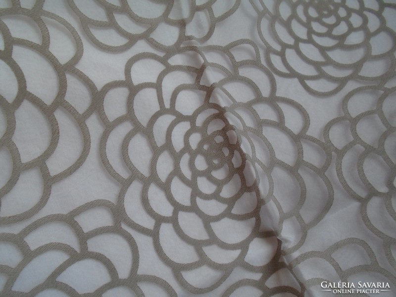 New, decorative bijenkorf collection cushion cover 49 x 49 cm.