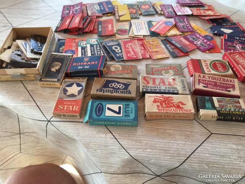 Razor blade collection, about a hundred pieces