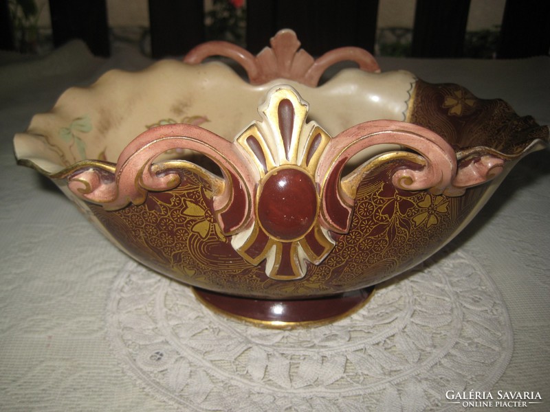 French majolica centerpiece with plastic decoration, a truly high-quality work of art