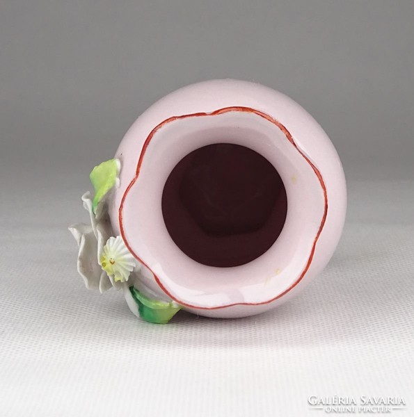 0X673 Régi rózsaszín kisméretű porcelán ibolyaváza