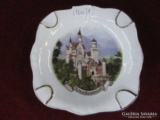 Reutter German porcelain ashtray. It is gilded with the inscription Neuschwanstein. He has!