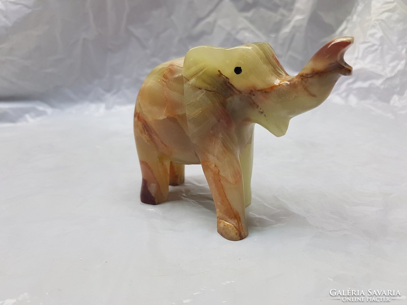 Régi onix elefánt szobor 