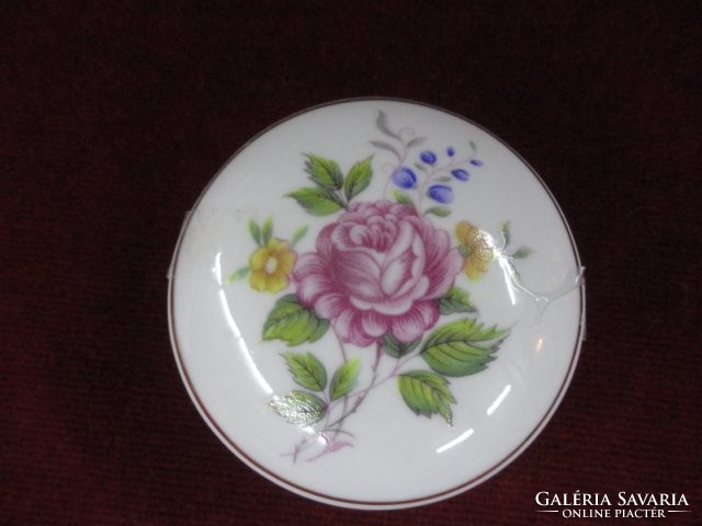 Hollóház porcelain mini bonbonier. Beautiful floral pattern on a snow-white background. He has!