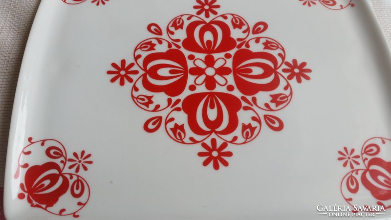 Raven House porcelain decorative plate, wall decoration for sale!