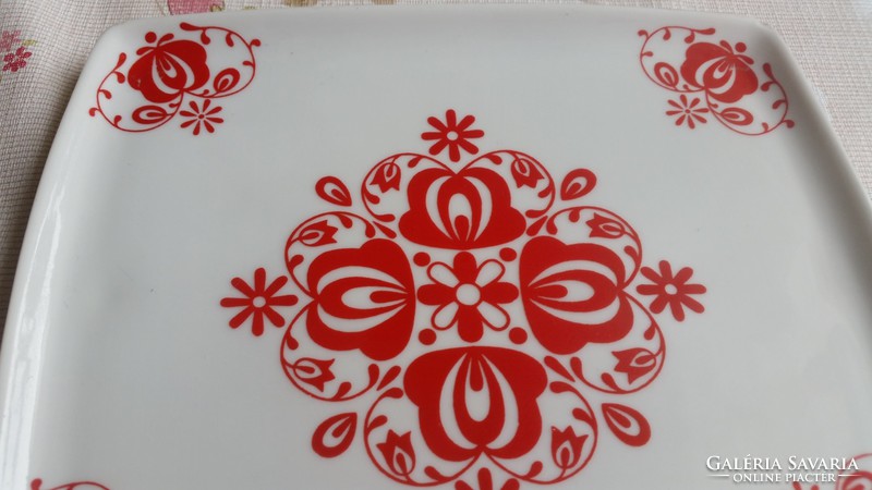Raven House porcelain decorative plate, wall decoration for sale!