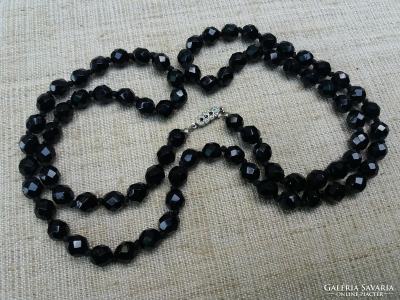 Old polished black onyx necklace with jewelry switch in beautiful condition