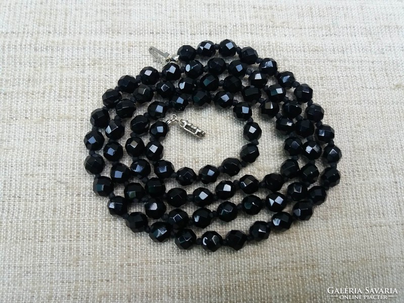 Old polished black onyx necklace with jewelry switch in beautiful condition