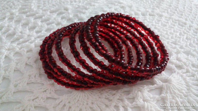 Red and black bracelet set