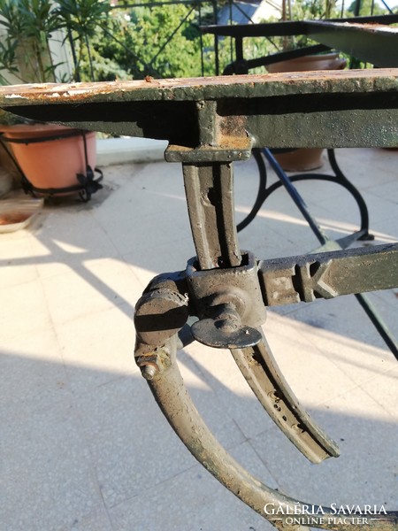 Antique loft granite slab cast iron table specialty