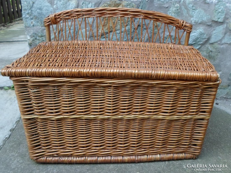 Wicker cane furniture, cane box with lid