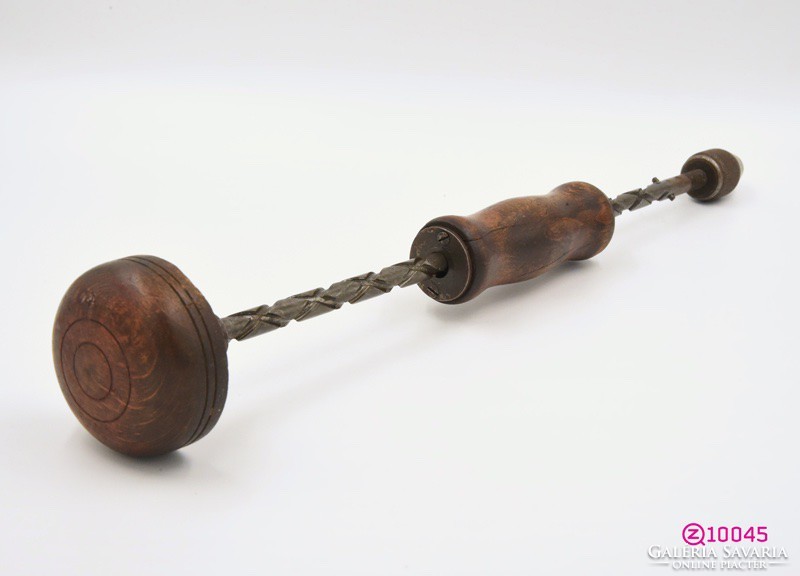 Antique hand drill. Early 1900s.