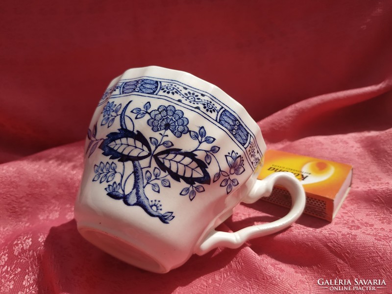 Hagymamintás porcelán csésze pótlásra