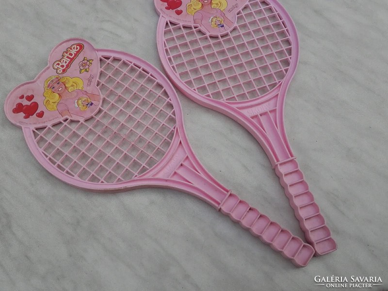 Original 1983. Vintage mattel barbie 2 tennis rackets (feather racket) 1 skipping rope in a transparent carrying case