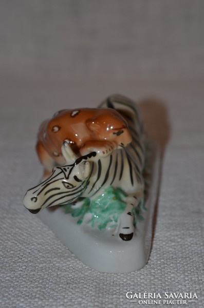 Porcelain figurine (dbz 005)