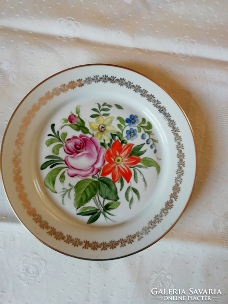 Kézzel festett, szignózott Alföldi porcelán fali tányér 19 cm
