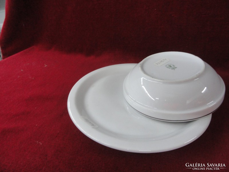 Lilien porcelain muesli bowl + coaster. He has!