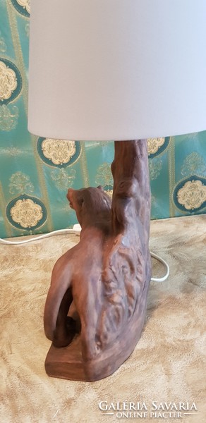 Terrakotta szobros asztali lámpa.....44 cm magas
