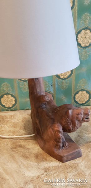 Terrakotta szobros asztali lámpa.....44 cm magas