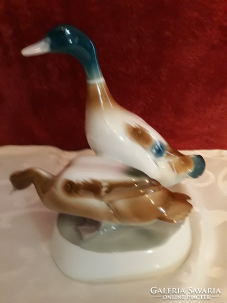 Zsolnay duck couple