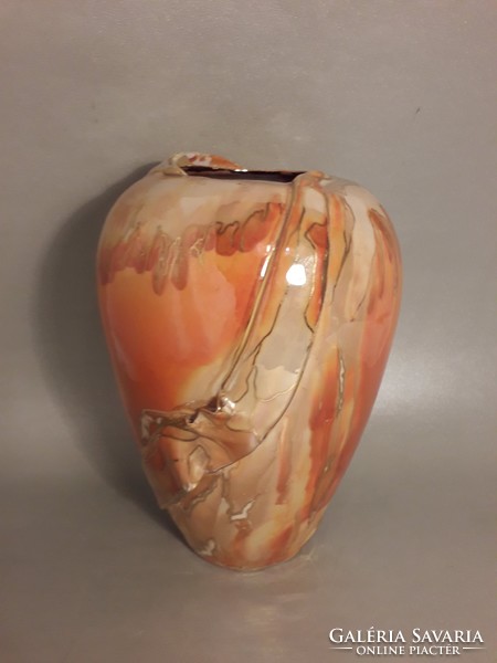 Magnificent Segesdi wine ceramic vase 22 cm