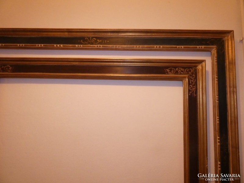 2 pcs. A pair of high quality renaissance style picture frames 120x150 cm. Or 90 x 120 cm