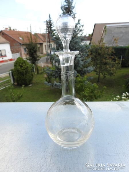Antik csiszolt - futórózsás minta - üveg likőrös butélia