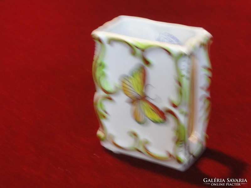 Herend porcelain match holder, victorian pattern, richly gilded. He has!
