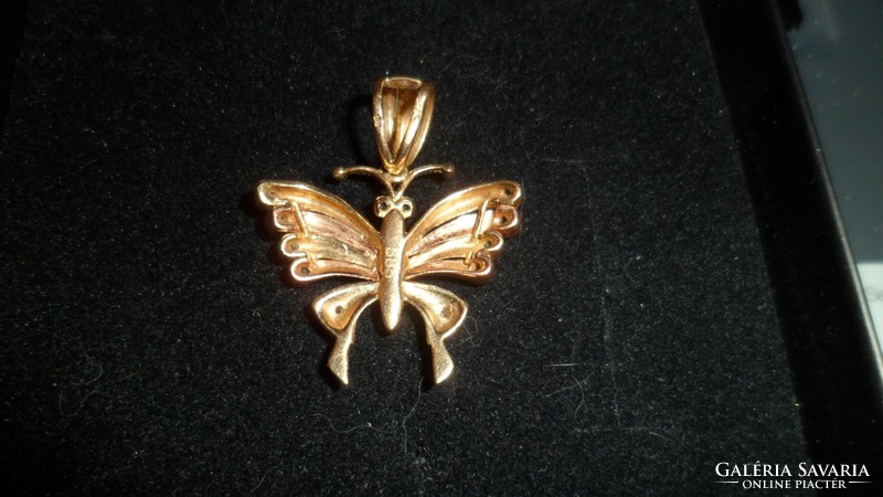 14K butterfly pendant