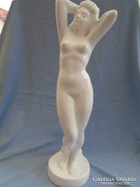 A huge 55 cm beautifully crafted female nude with melacco mark master plaster