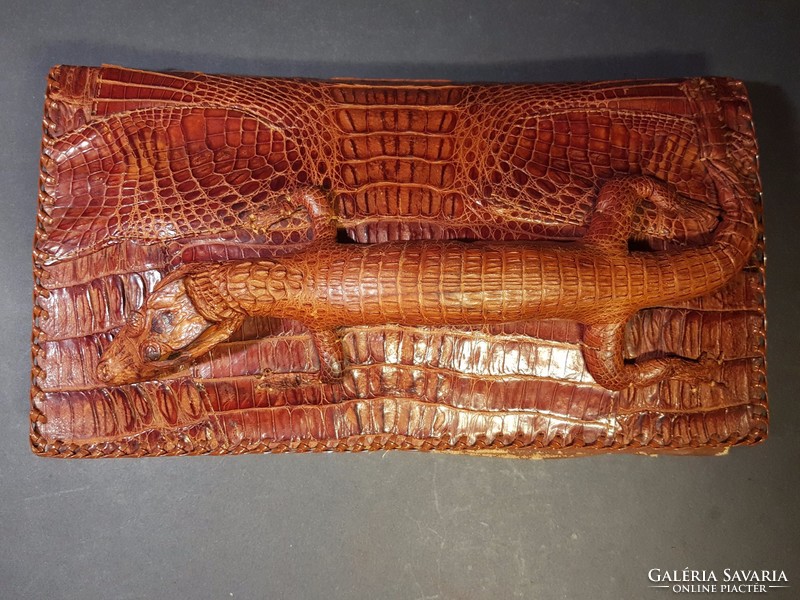 Prepared caiman / crocodile leather bag ridicules