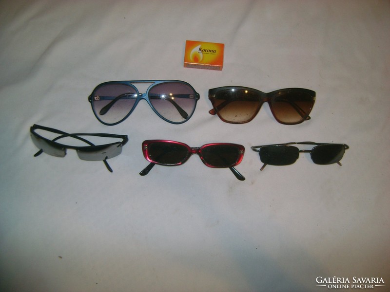 Retro sunglasses - five pieces together