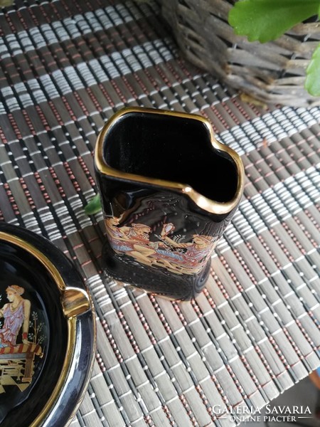 Aranyozott porcelán dohányzó szett