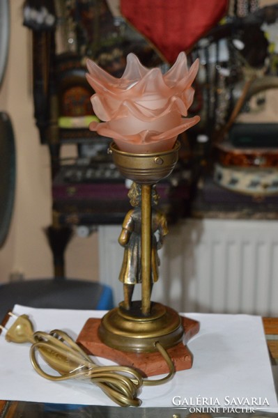 Régi felújított figurális üveg burás asztali lámpa