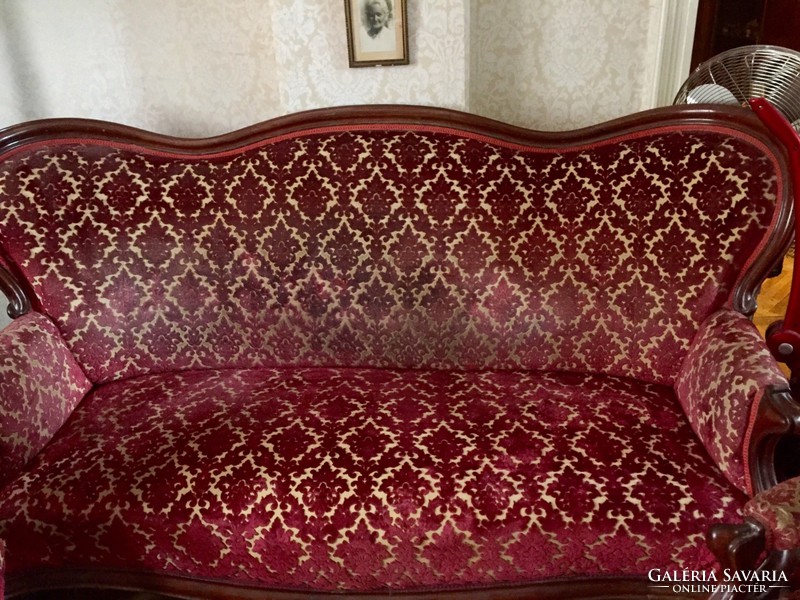 Fabulous baroque cherry sofa