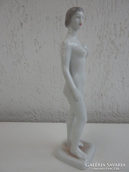 Naked woman from Hollóháza - Nude - 1st Class