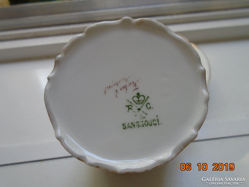 1891 Philip Rosenthal is the founder of the company fischer e.Budapest sanssouci chocolate cup with saucer