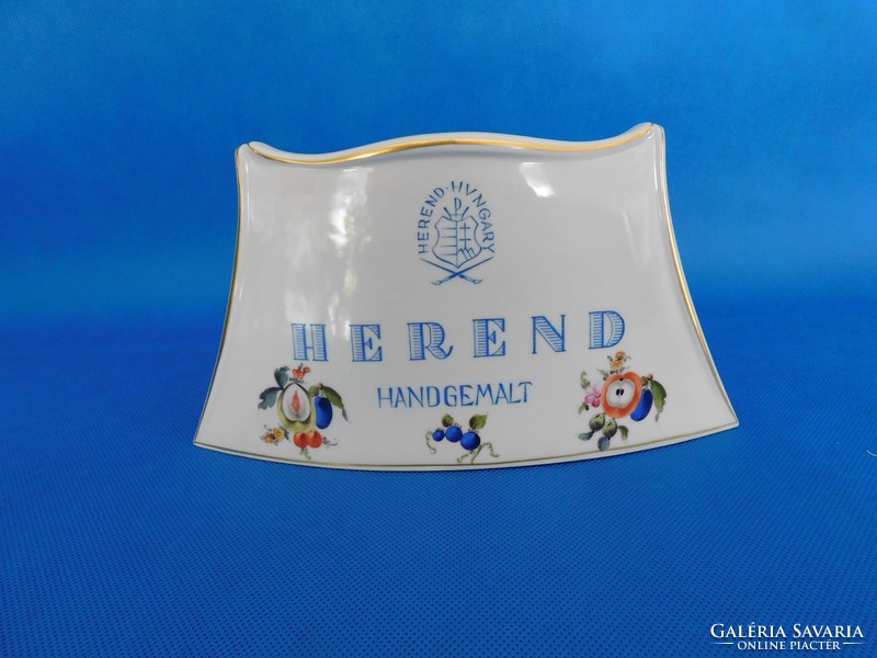 Herend company sign