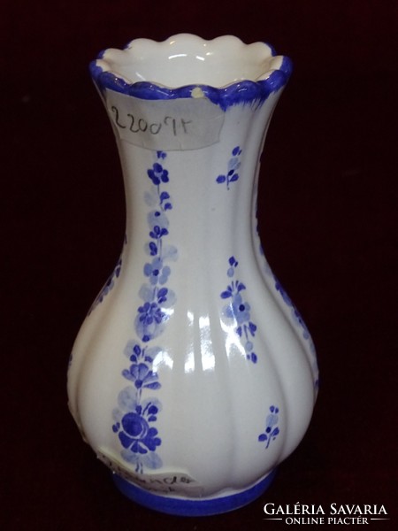 GMUNDER Ausztria porcelán váza, kézi festésű, 10 cm magas. Vanneki!