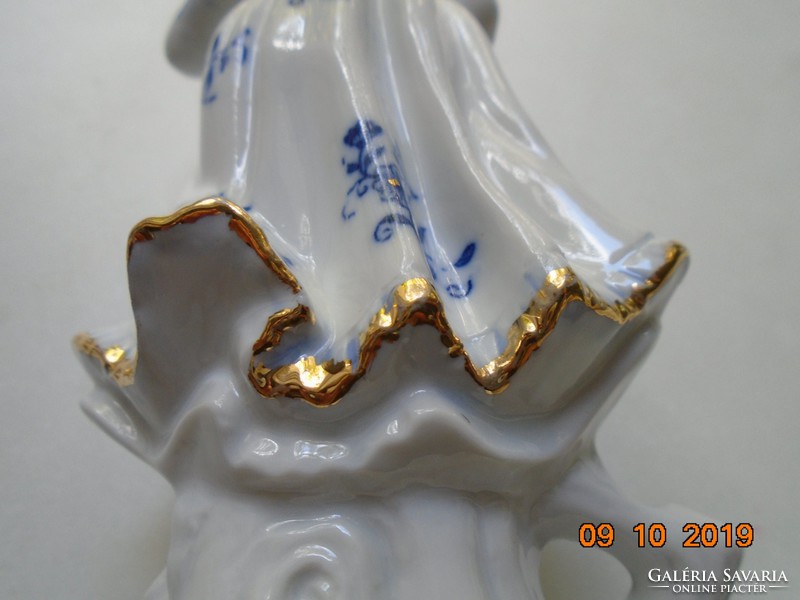 Baroque lady, cobalt blue gold capodimonte porcelain
