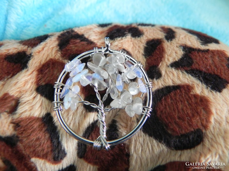 Beautiful tree of life pendant with rock crystal and opalite