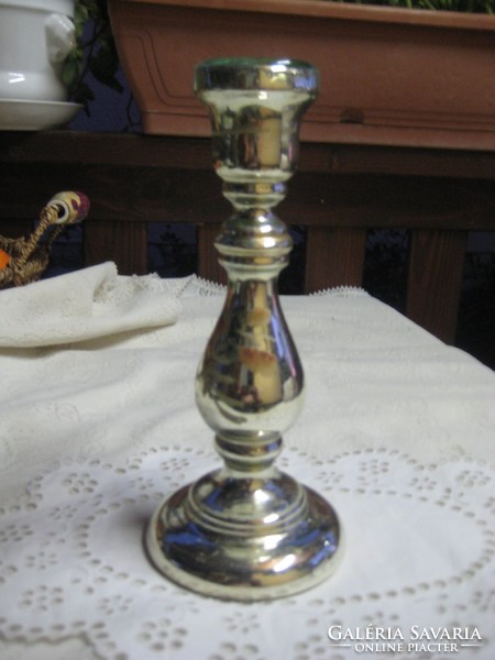 Antik , szakított üveg gyertyatartó  , festett , átmérő 10 cm , magassága  23  cm